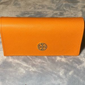 Tory Burch Sunglass case
